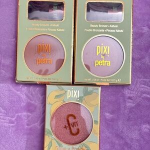 Beauty Bronzer and Glow-y Powder Set